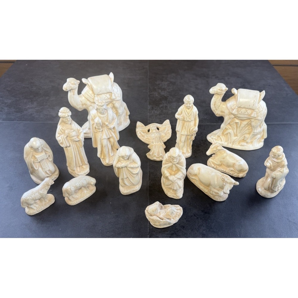 VTG 1970's Holland Mold Ceramic Nativity Set of 15 pieces-Ivory Antiqued FInish